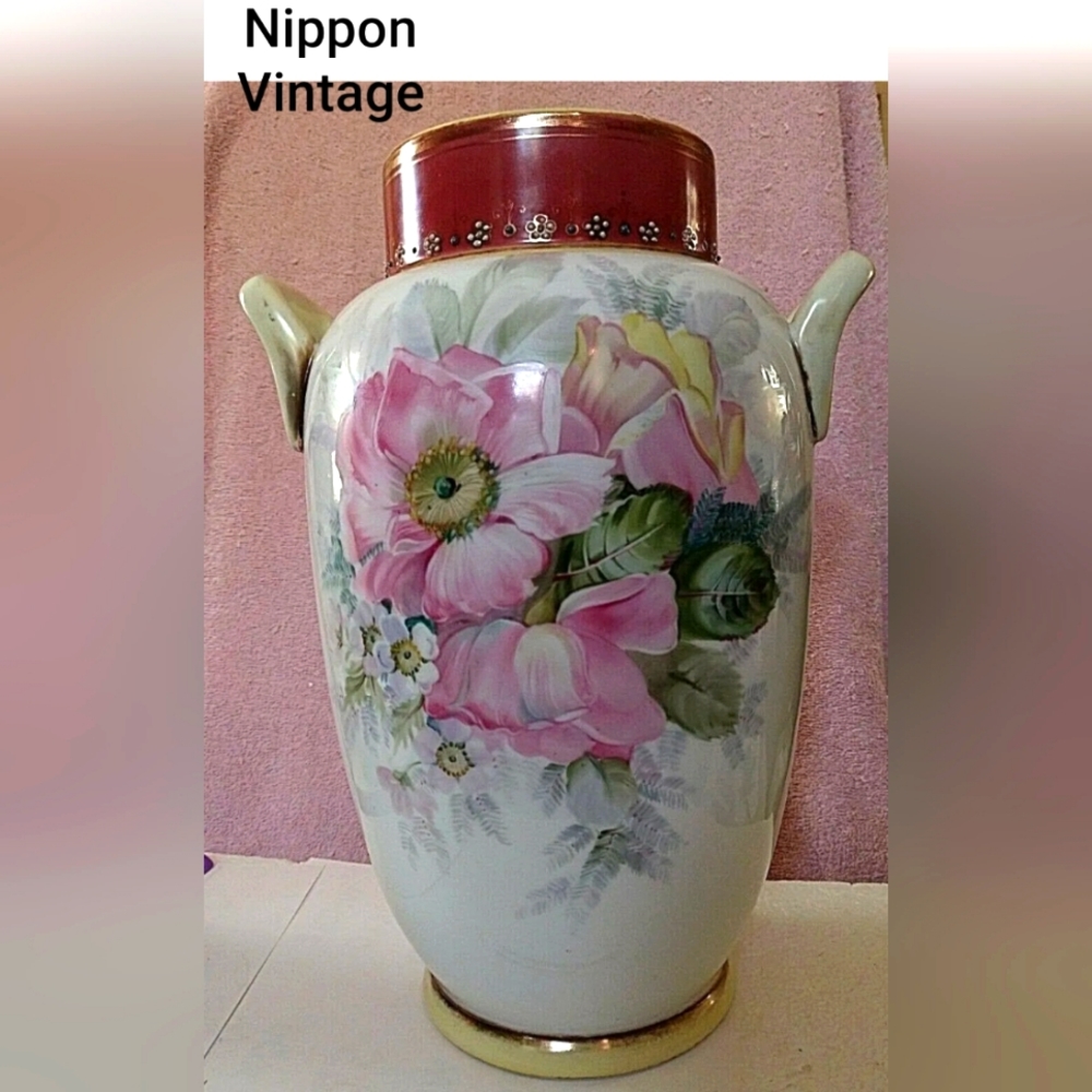 NIPPON 12" TALL Hand Painted Floral & Gold Gilt 2 Handle Vase. 100 yrs old
